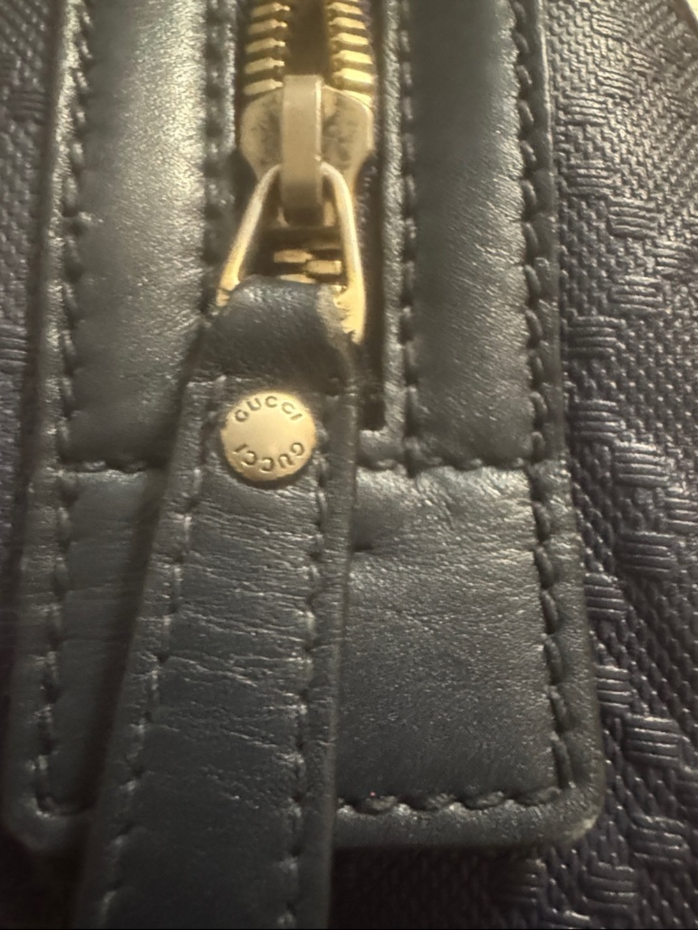 Authentic Gucci Bright Diamanté leather Boston bag in Navy Blue - Picture 8 of 14